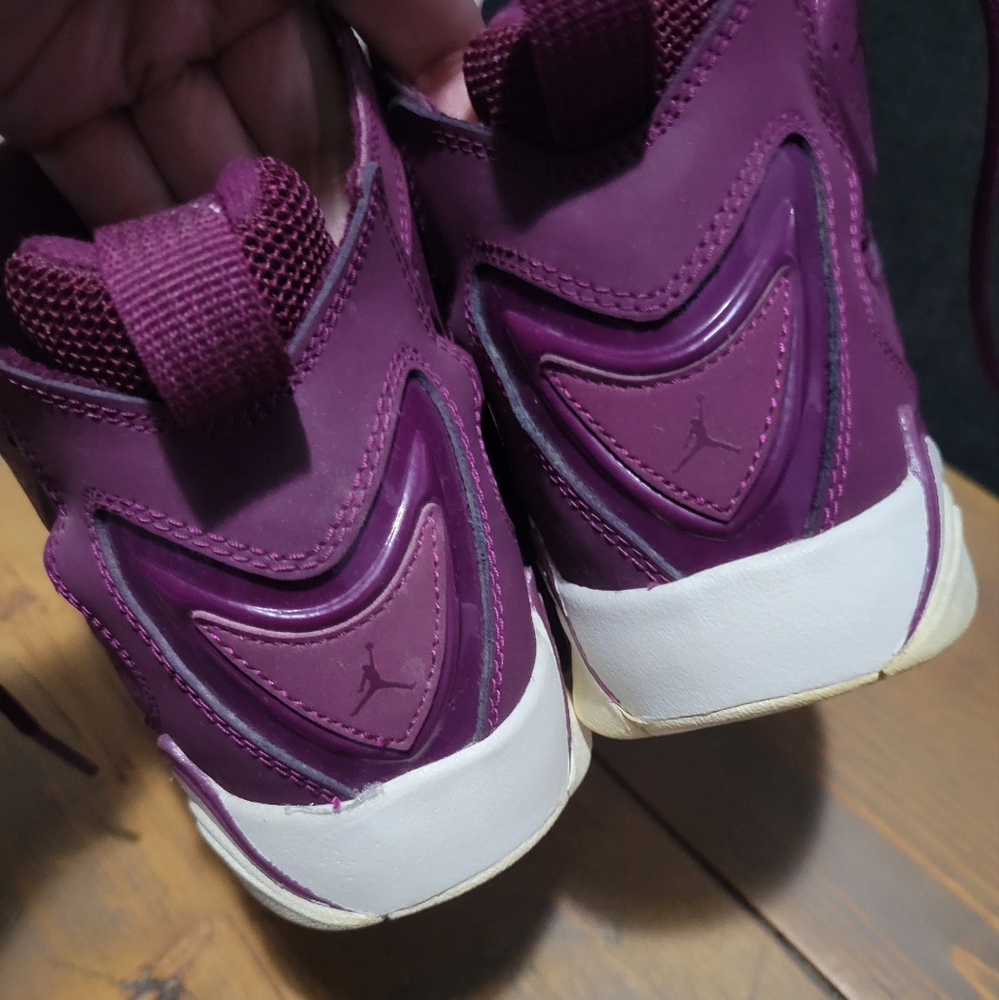Vintage Air Jordans 7y
